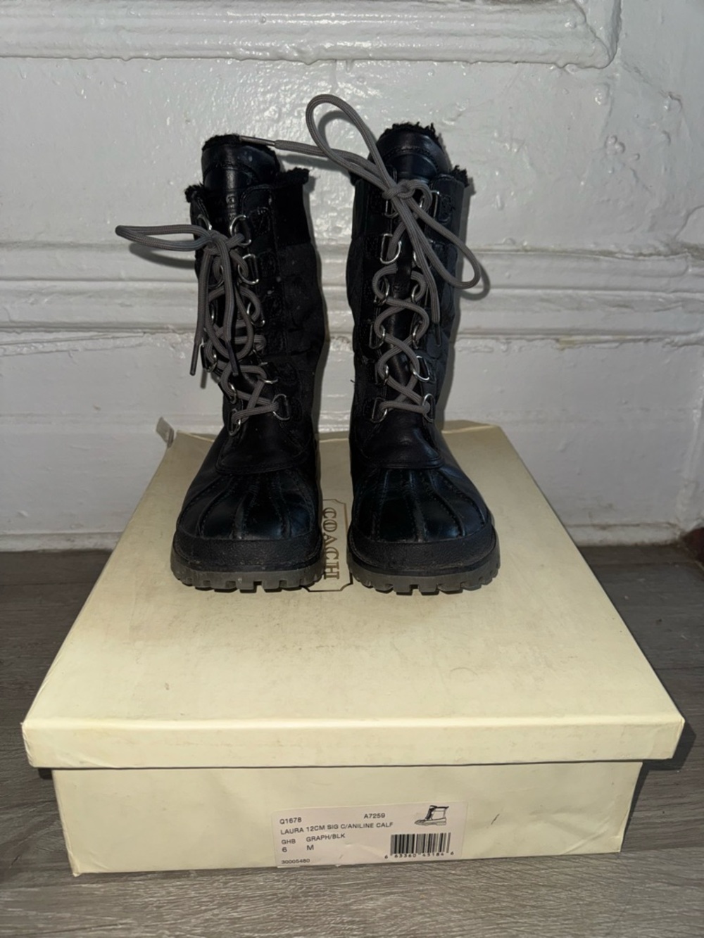 Coach Black Lace-Up Duck Boots with Gray Laces and Quilted Sides - Picture 4 of 6